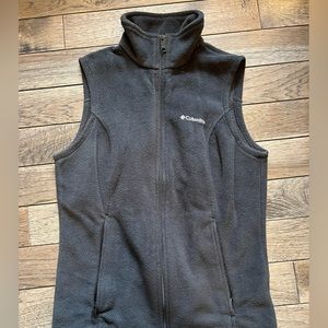 Black Columbia vest